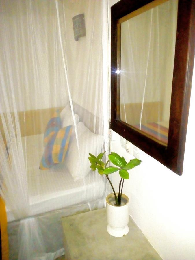 Sleepy Head Guesthouse Unawatuna Exterior photo
